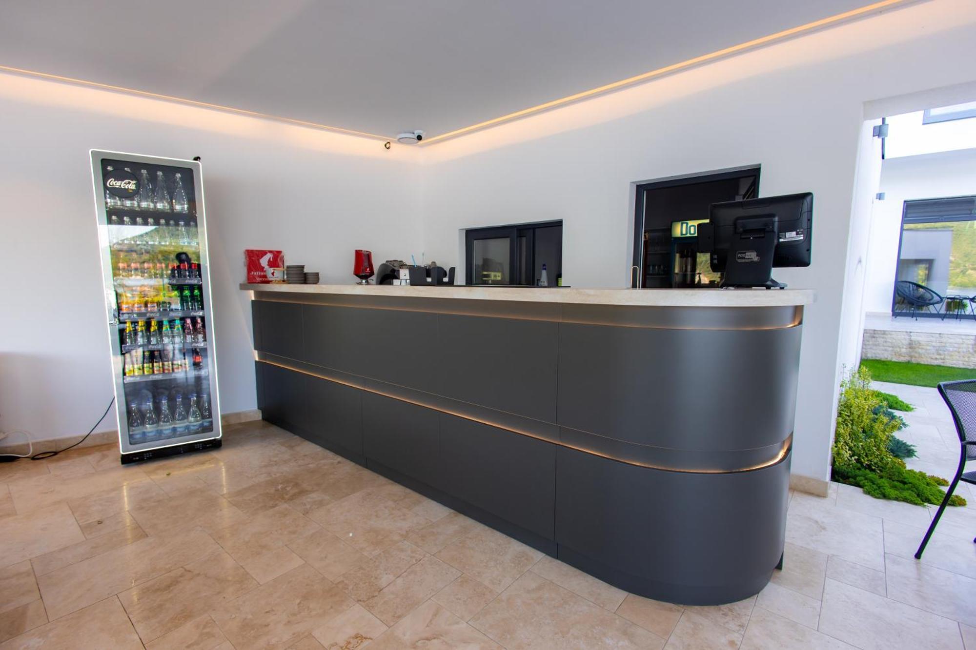 Hotel Yrys House - Adults Only Ieşelniţa Zewnętrze zdjęcie